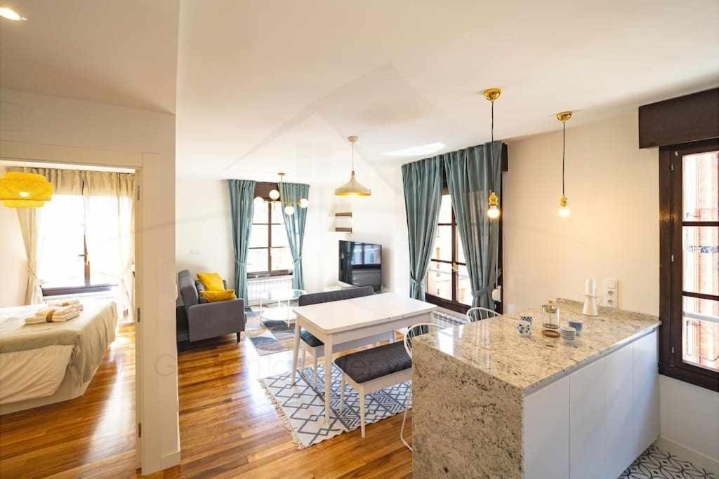 Tabacalera Apartamento Хихон Екстериор снимка